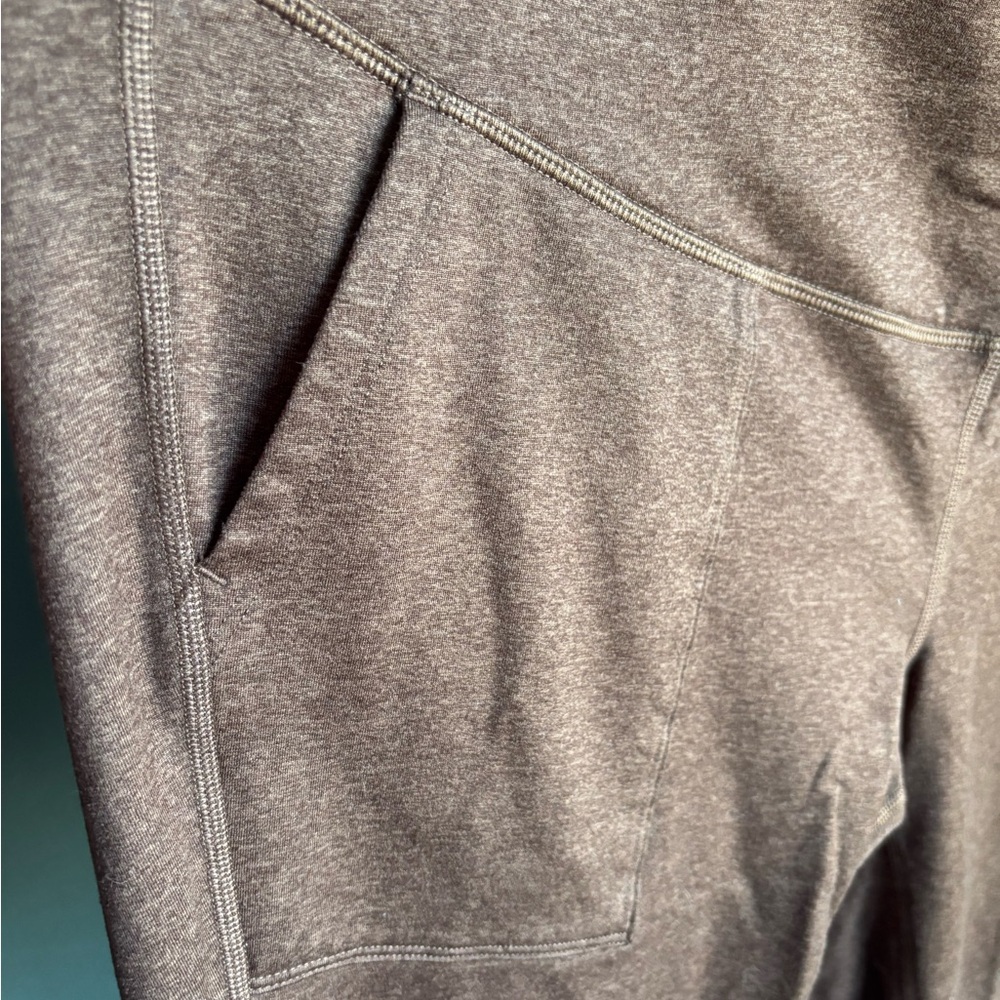 Old Navy Cozecore Maternity Leggings - Picture 4 of 6